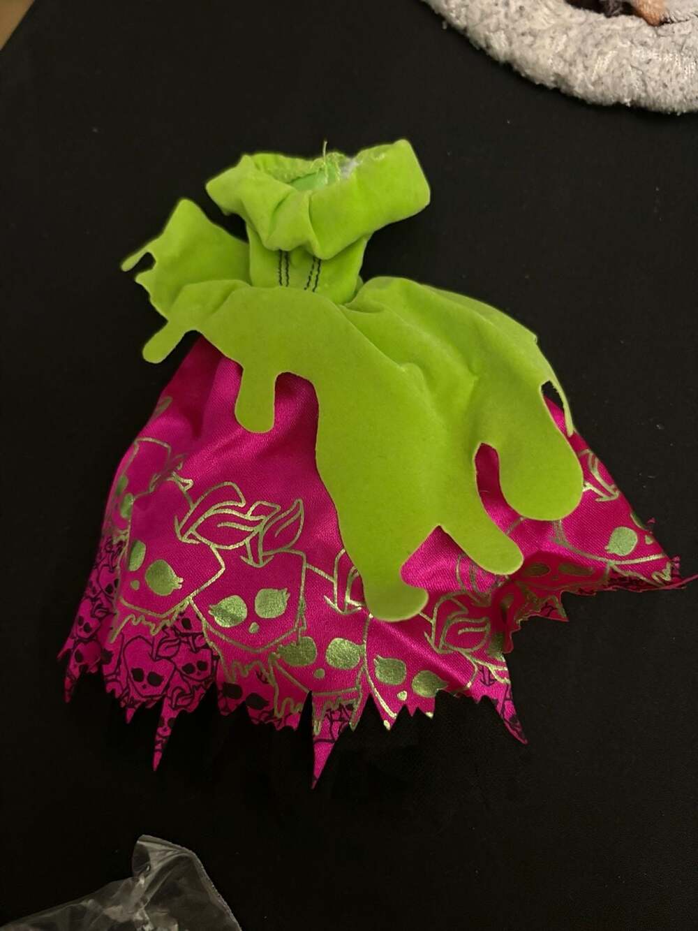 Monster High Scarily Ever After Snow Bite Draculaura Replacement Dress